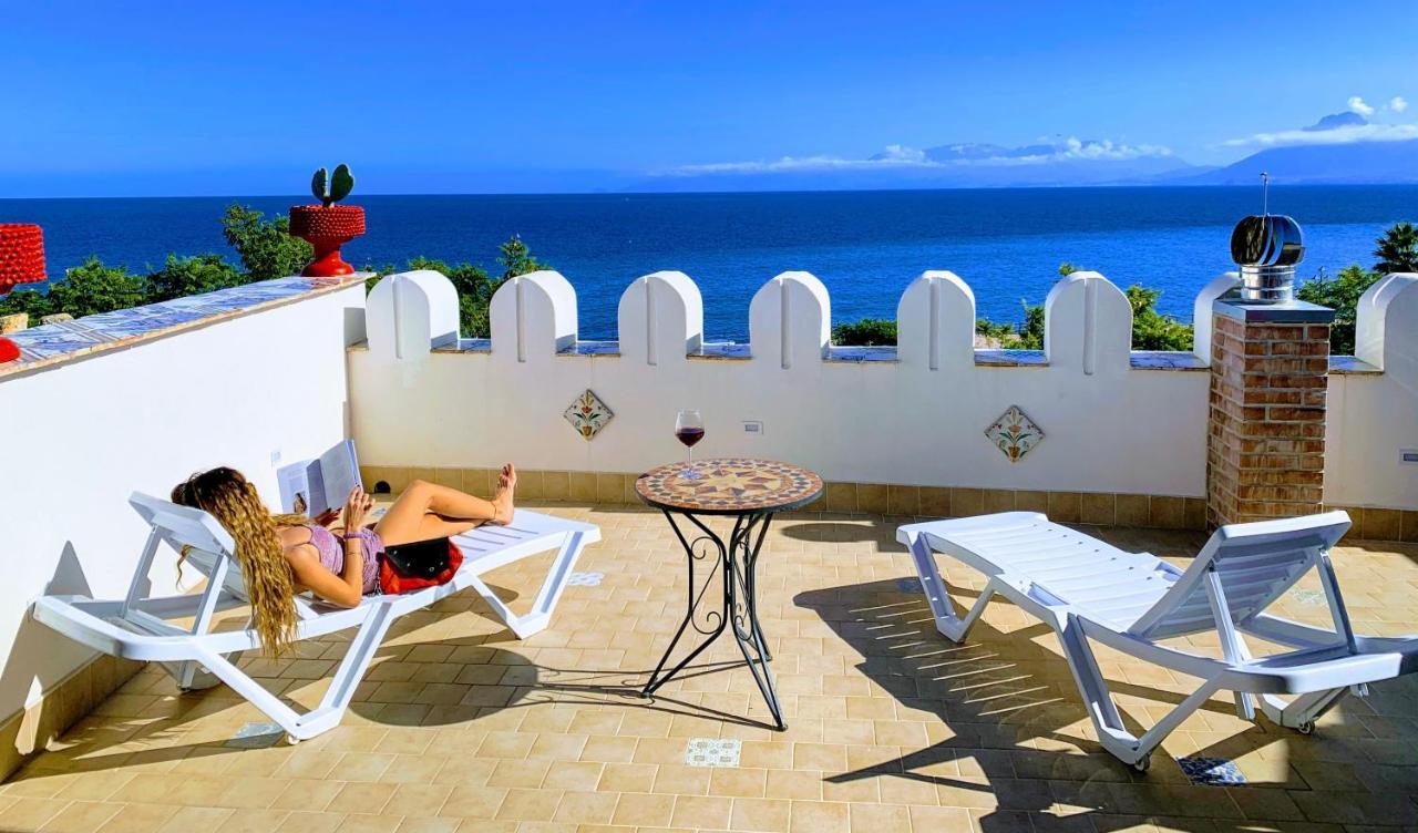 Appartement Seafront House Gabbiano Azzurro à Santa Flavia Extérieur photo