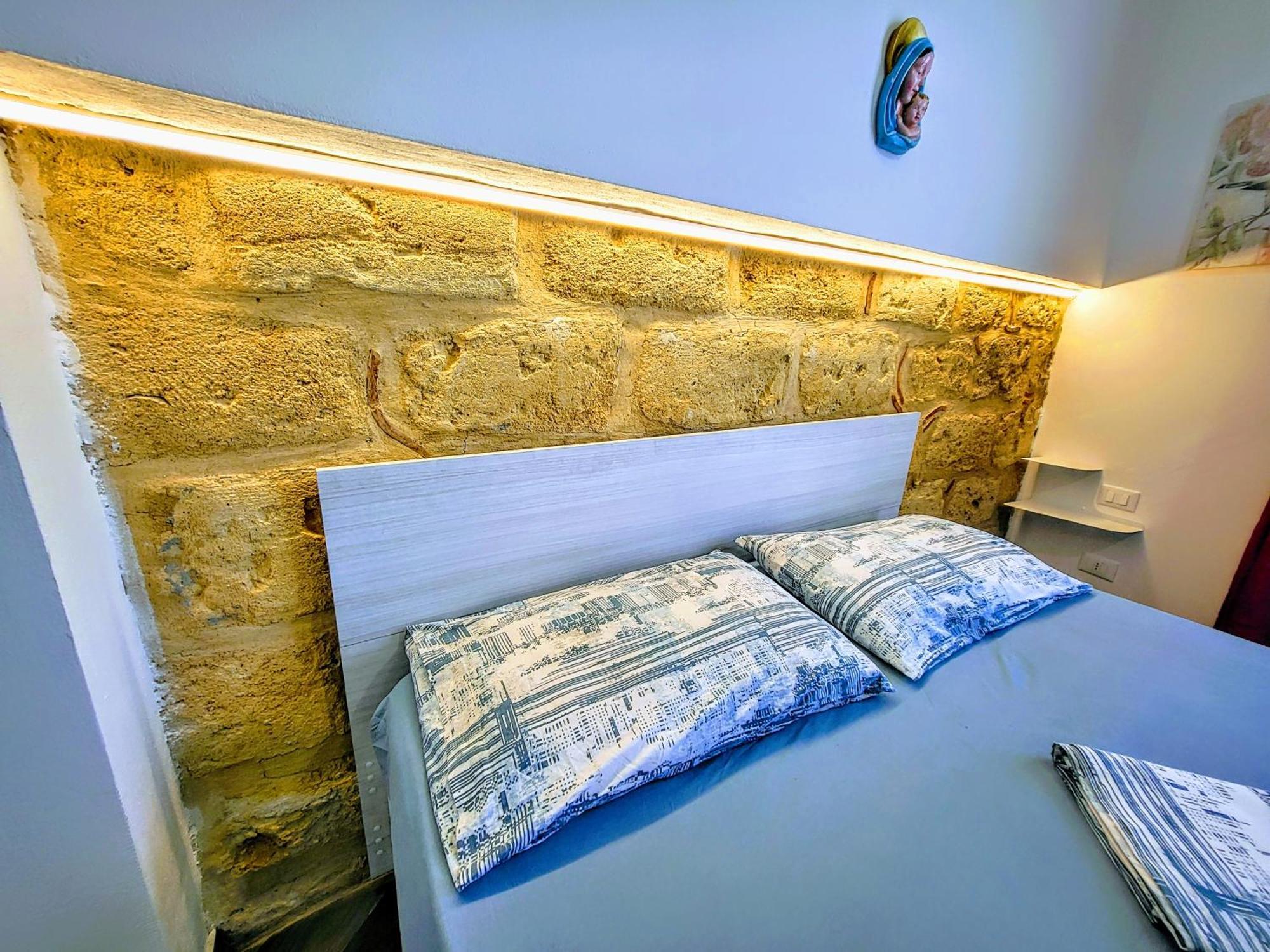 Appartement Seafront House Gabbiano Azzurro à Santa Flavia Extérieur photo