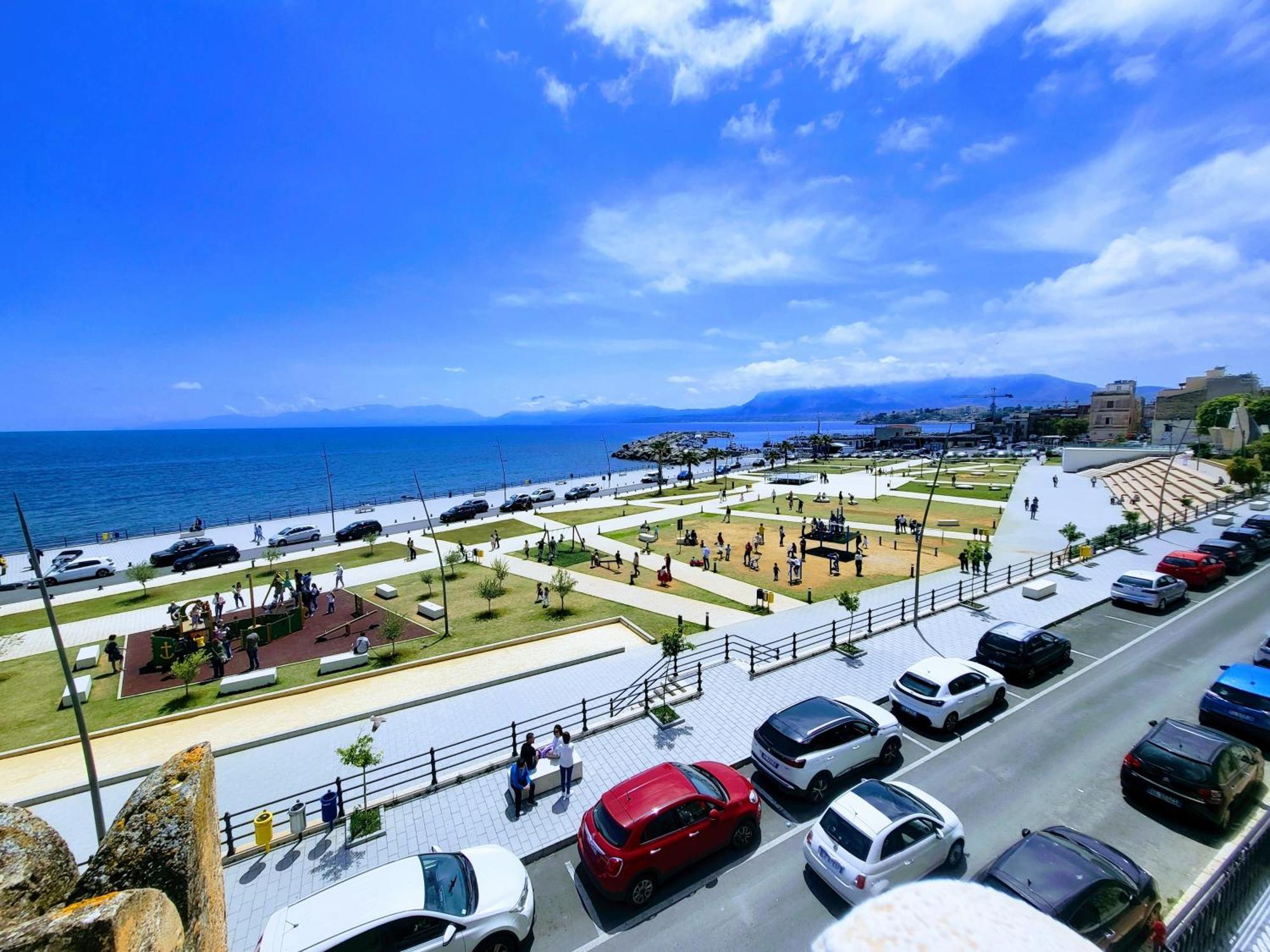 Appartement Seafront House Gabbiano Azzurro à Santa Flavia Extérieur photo