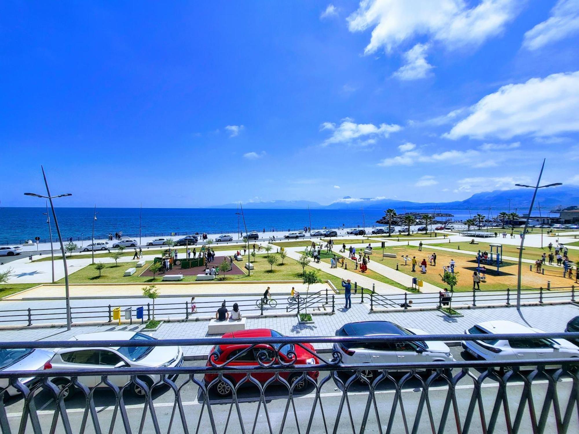Appartement Seafront House Gabbiano Azzurro à Santa Flavia Extérieur photo
